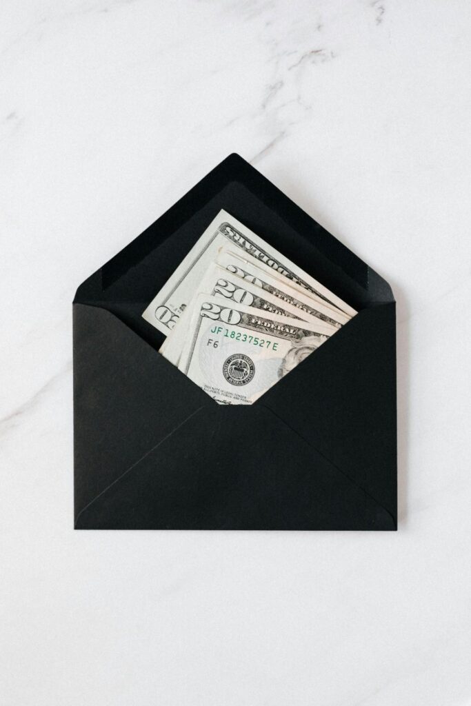 good deductible for health insurance example showing high vs low deductible comparison